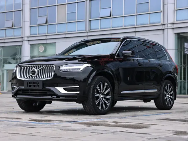 Фотография автомобиля — Volvo XC90