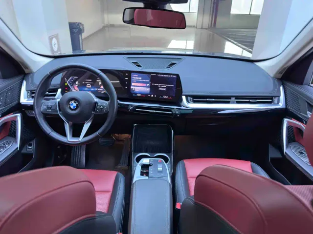 BMW X1 — Фото автомобиля 14