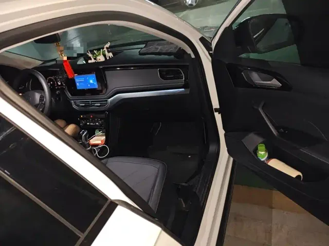 Volkswagen Tharu — Фото автомобиля 17