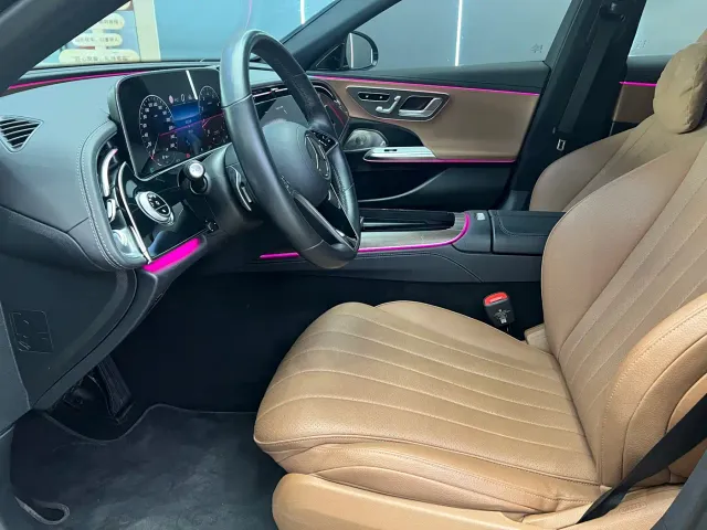Mercedes-Benz E-Class — Фото автомобиля 4
