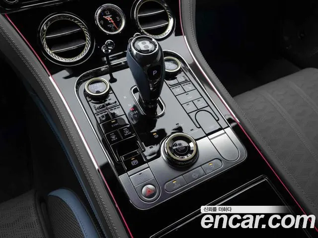 Bentley Continental — Фото автомобиля 9