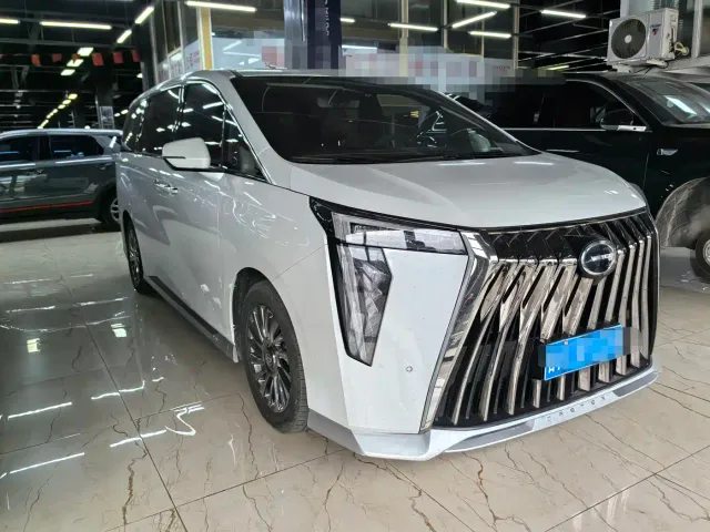 GAC Trumpchi M8 — Фото автомобиля 3