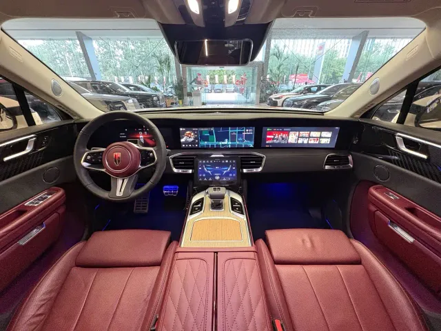 Hongqi E-HS9 — Фото автомобиля 11