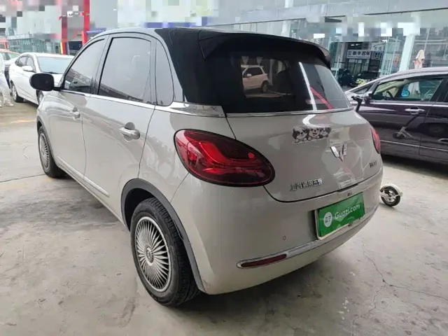 Wuling Bingo — Фото автомобиля 4