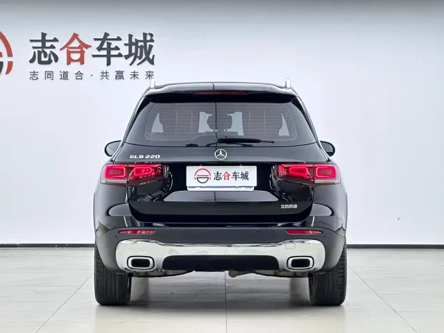 Mercedes-Benz GLB-Class — Фото автомобиля 3