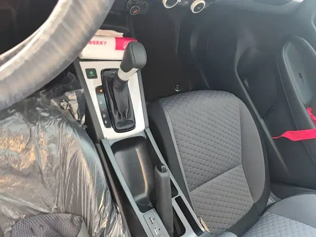 Honda Fit — Фото автомобиля 9