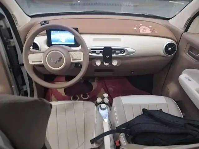 Wuling Hongguang Mini EV — Фото автомобиля 9