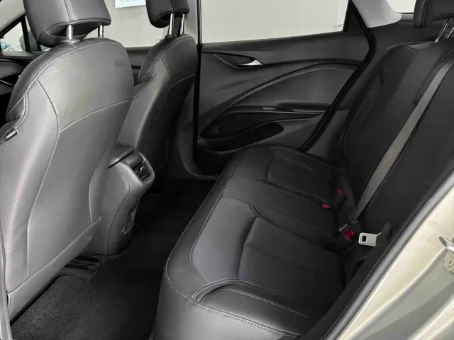 Buick Velite 6 — Фото автомобиля 5