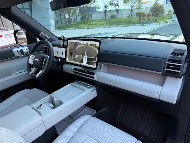 BYD FangChengBao Titanium 7 — Фото автомобиля 13