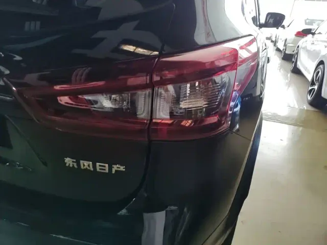 Nissan Qashqai — Фото автомобиля 7