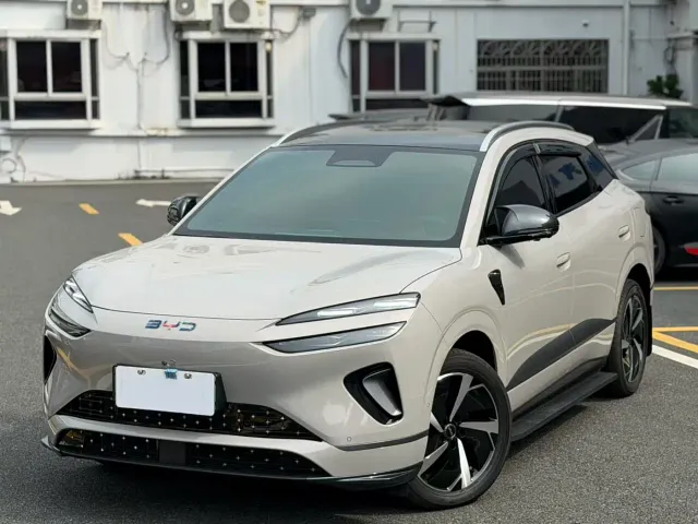 BYD Sealion 06 — Фото автомобиля 7