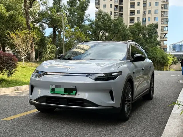 Фотография автомобиля — Leapmotor C11
