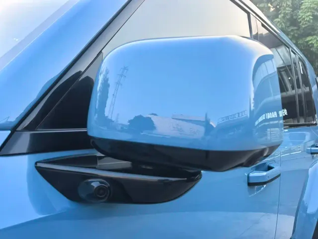 iCAR V27 — Фото автомобиля 20
