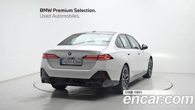 BMW 5-Series 5 серия (G60) 523d M Sport — Фото автомобиля 2