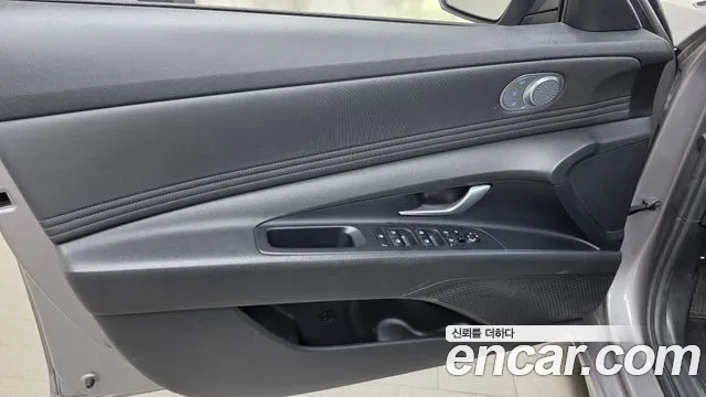 Hyundai Avante — Фото автомобиля 26