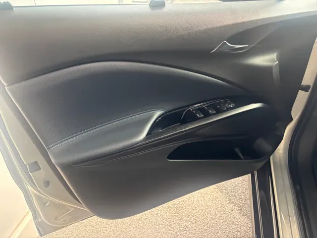 Buick Velite 6 — Фото автомобиля 5