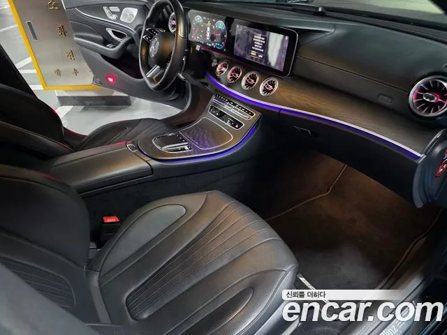 Mercedes-Benz CLS-Class — Фото автомобиля 19