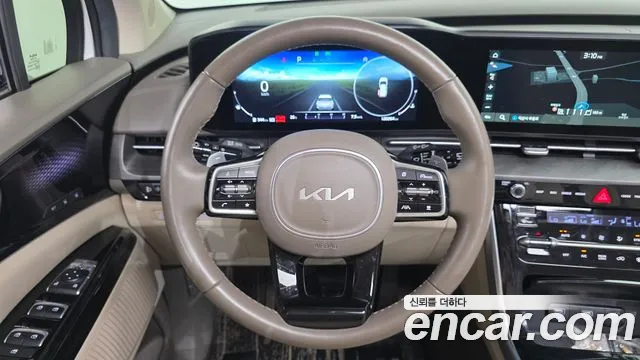 Kia Carnival Generation 4 — Фото автомобиля 14