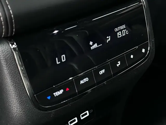 GAC Trumpchi GS8 — Фото автомобиля 29