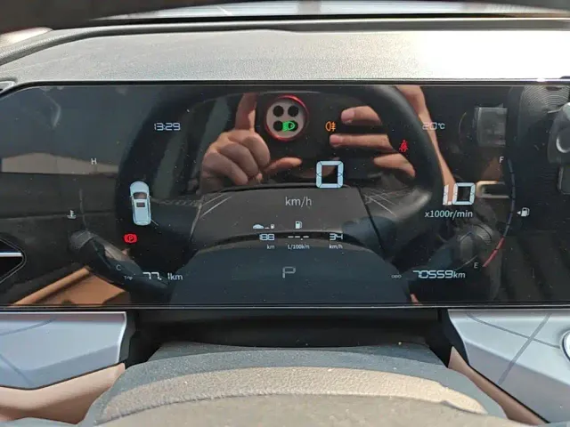 Geely Haoyue PRO — Фото автомобиля 11