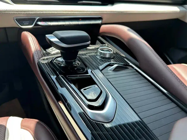 Geely Xingyue L — Фото автомобиля 12