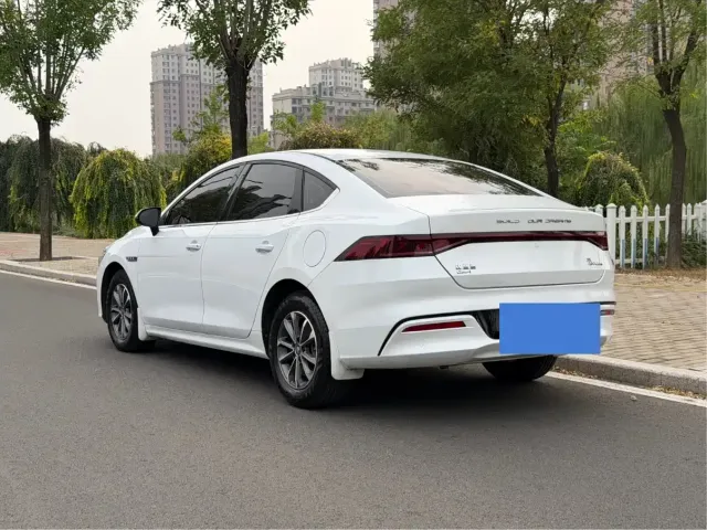 BYD Qin PLUS — Фото автомобиля 6