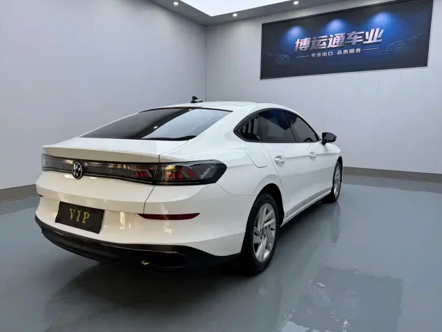 Volkswagen Lamando — Фото автомобиля 6