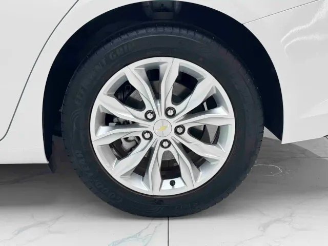 Chevrolet Malibu XL — Фото автомобиля 5