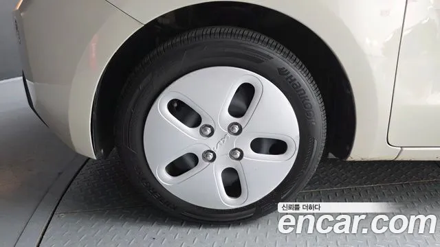 Kia RAY Новый Kia Ray Фургон — Фото автомобиля 5