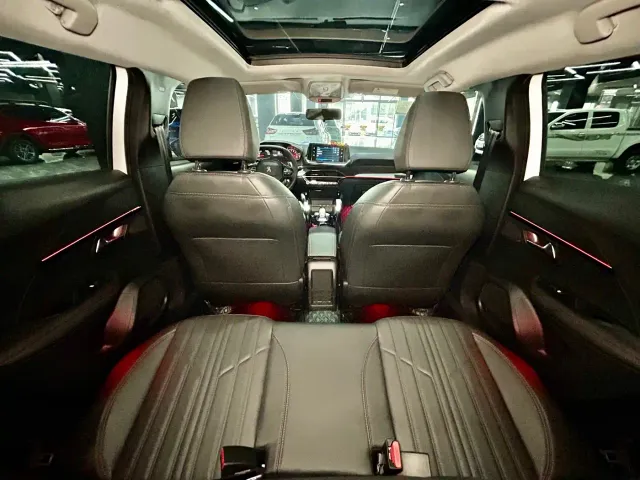 Peugeot 2008 — Фото автомобиля 29