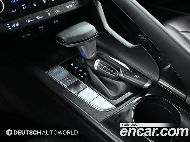 Hyundai Avante CN7 — Фото автомобиля 12
