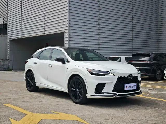 Lexus RX — Фото автомобиля 3