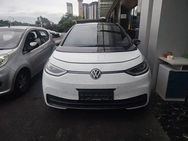 Volkswagen ID.3 — Фото автомобиля 2