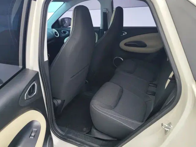 Wuling Bingo — Фото автомобиля 11
