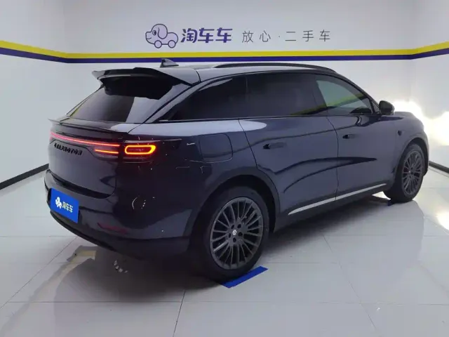 Leapmotor C11 — Фото автомобиля 3