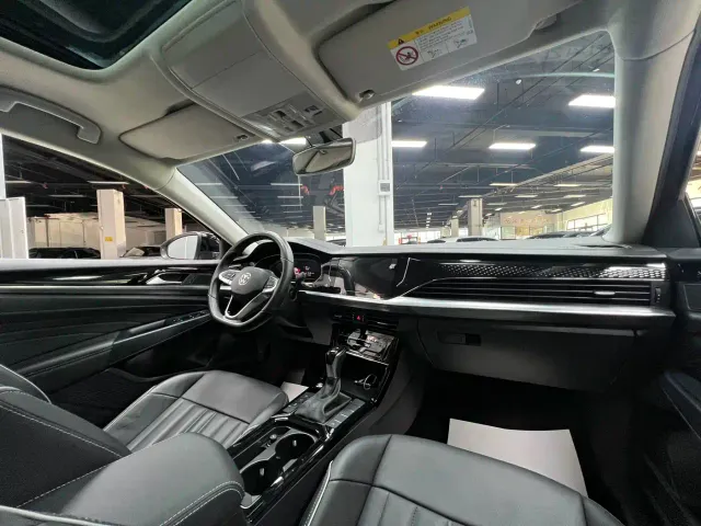 Volkswagen Passat — Фото автомобиля 26