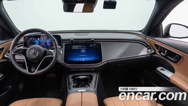 Mercedes-Benz E-Class W214 — Фото автомобиля 7