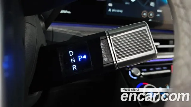 Hyundai Santa Fe MX5 — Фото автомобиля 12