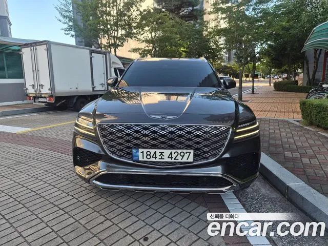 Фотография автомобиля — Genesis GV80