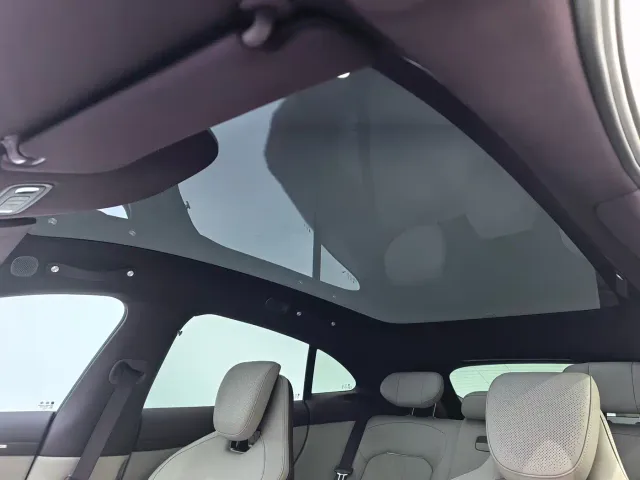 Xiaomi Auto Xiaomi YU7 — Фото автомобиля 16