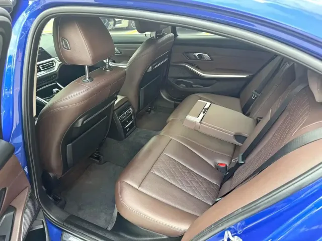 BMW 3 Series — Фото автомобиля 7
