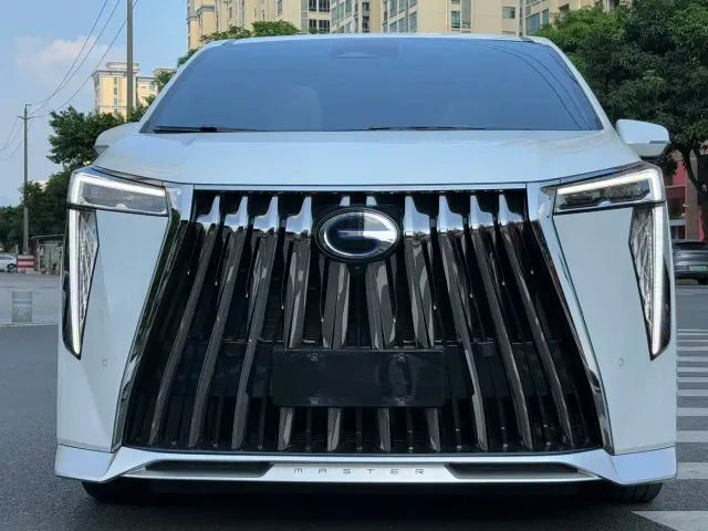 GAC Trumpchi M8 — Фото автомобиля 2