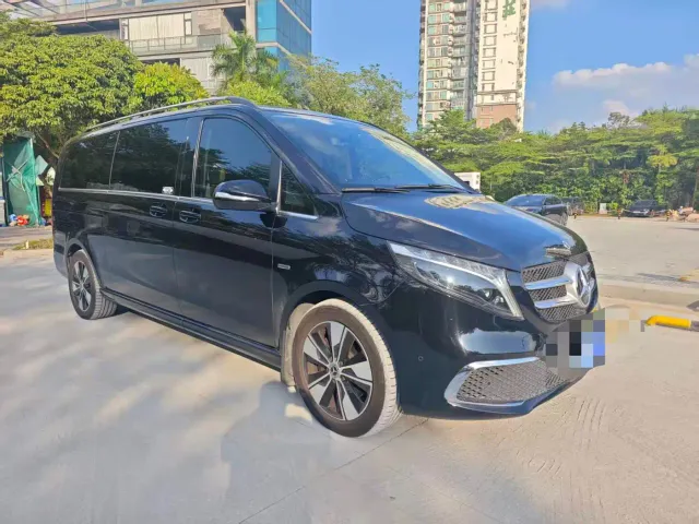 Mercedes-Benz V-Class — Фото автомобиля 3