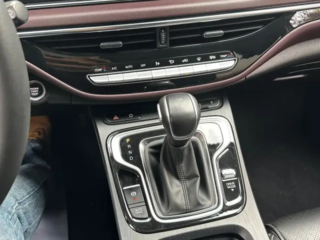 GAC Trumpchi M6 — Фото автомобиля 13
