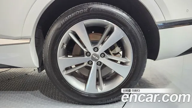 Genesis GV80 2.5T Бензин 2WD — Фото автомобиля 18
