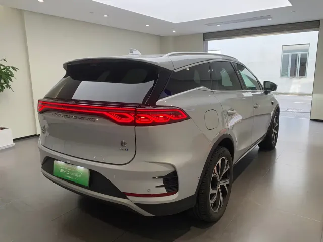 BYD Tang — Фото автомобиля 6