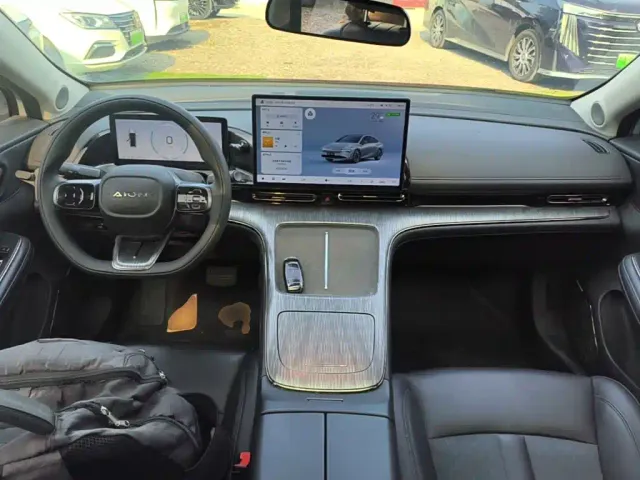 GAC Aion S MAX — Фото автомобиля 9