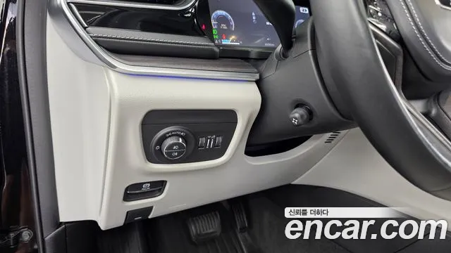 Jeep Cherokee WL — Фото автомобиля 16