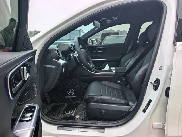 Mercedes-Benz C-Class — Фото автомобиля 6