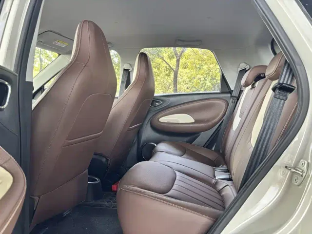 Wuling Bingo — Фото автомобиля 16